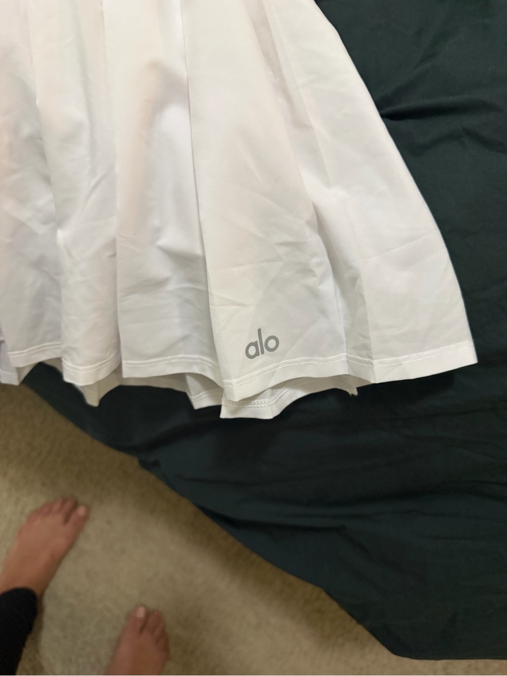 ALO Yoga White Pleated Active Skirt